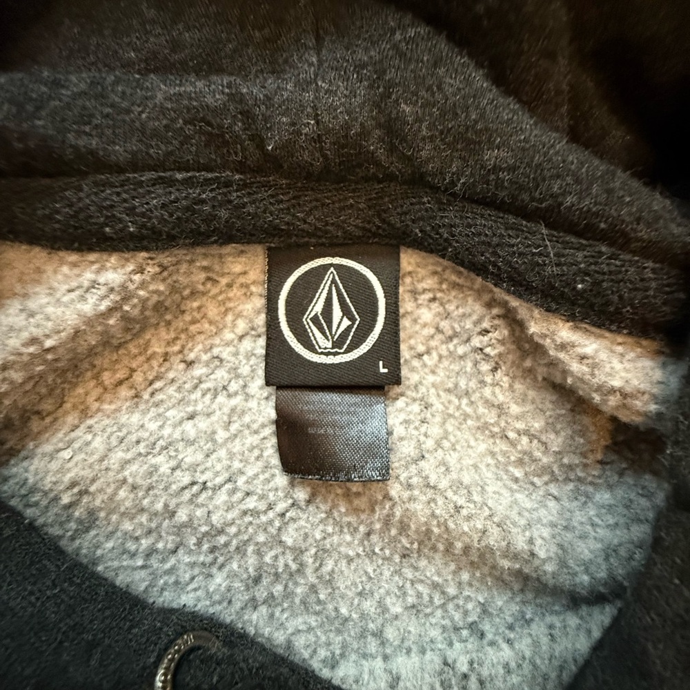 Volcom Gray Hoodie size men’s large - Picture 5 of 6